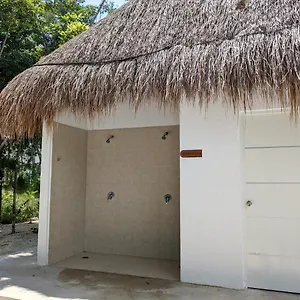 2-bedroom By The Jungle W/ Swimming Pool Apartment